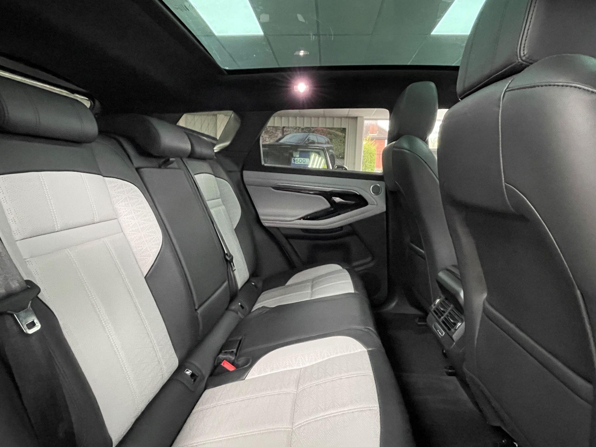 Land Rover Range Rover Evoque - Image 25