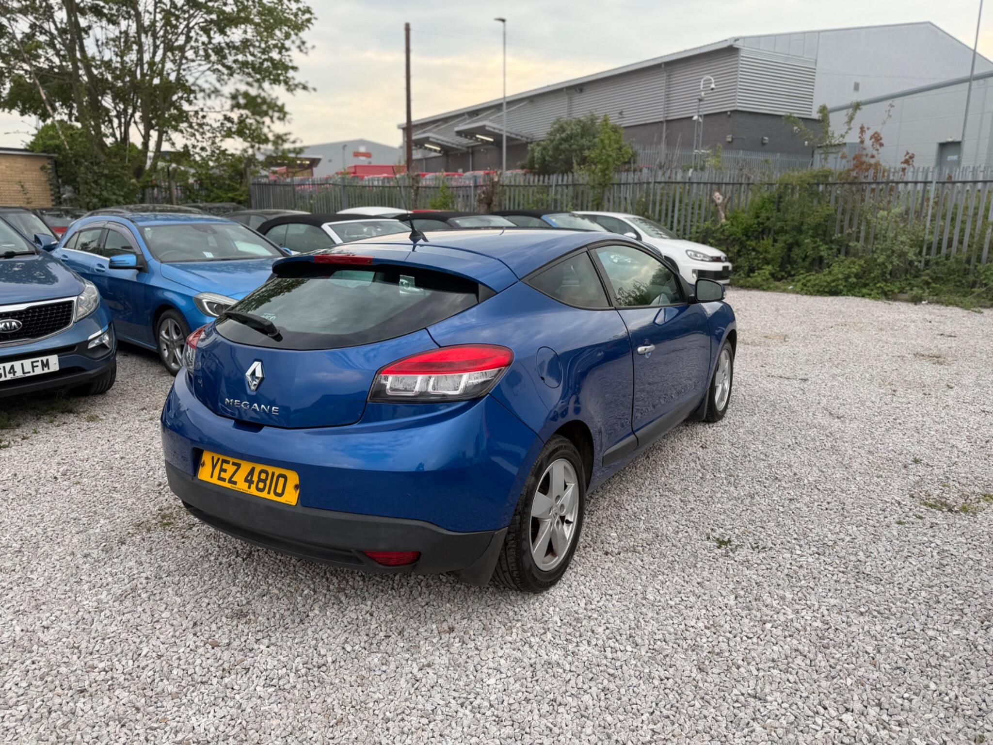 Renault Megane - Image 8