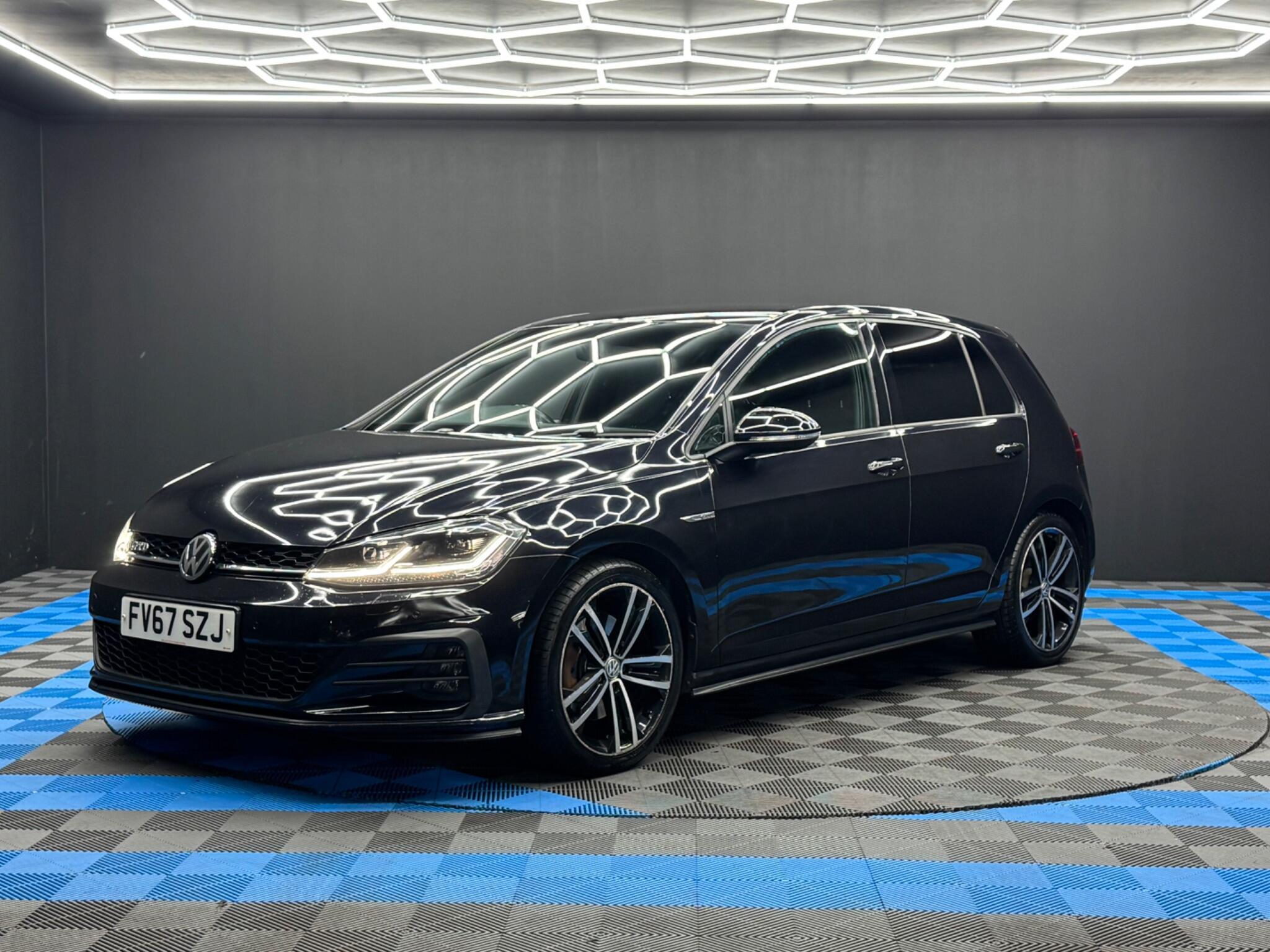 Volkswagen Golf - Image 3