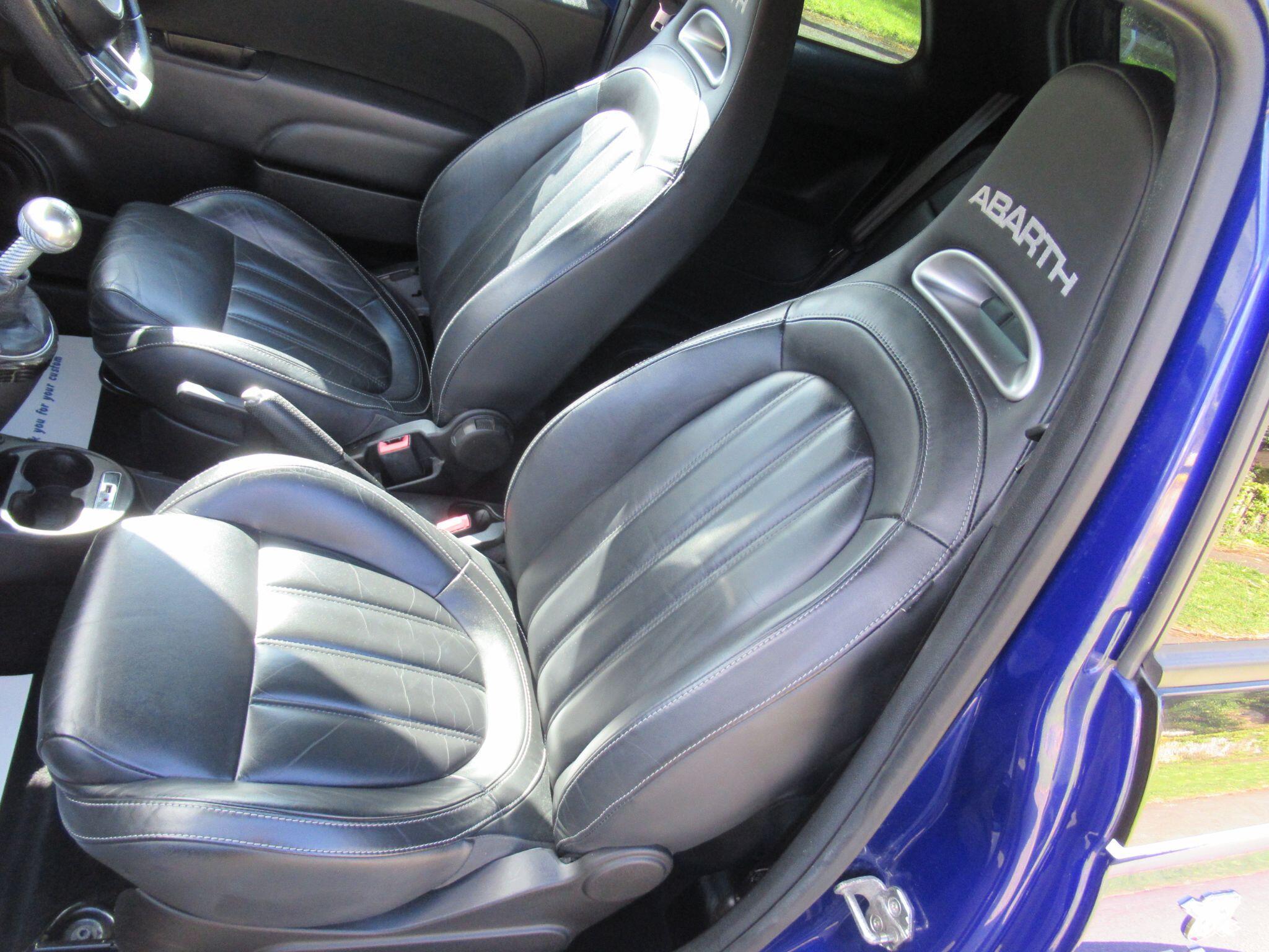 Abarth 595 - Image 17