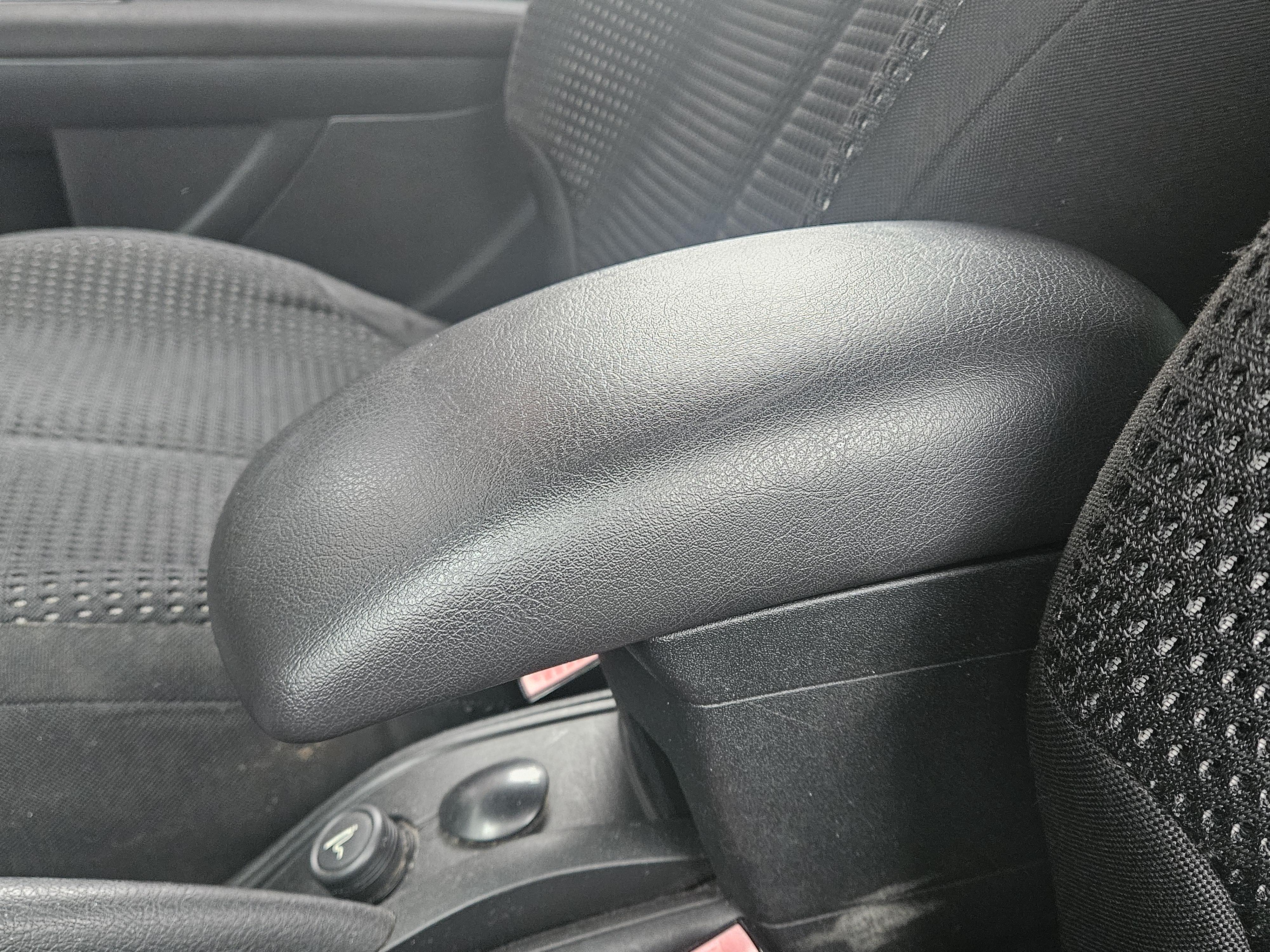 Citroen C4 - Image 21