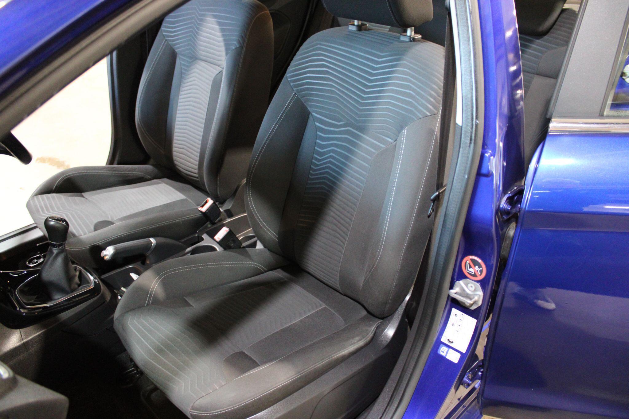 Ford Fiesta - Image 9