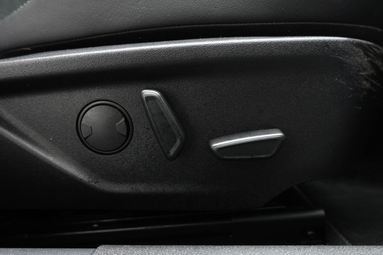 Ford Focus - Image 20