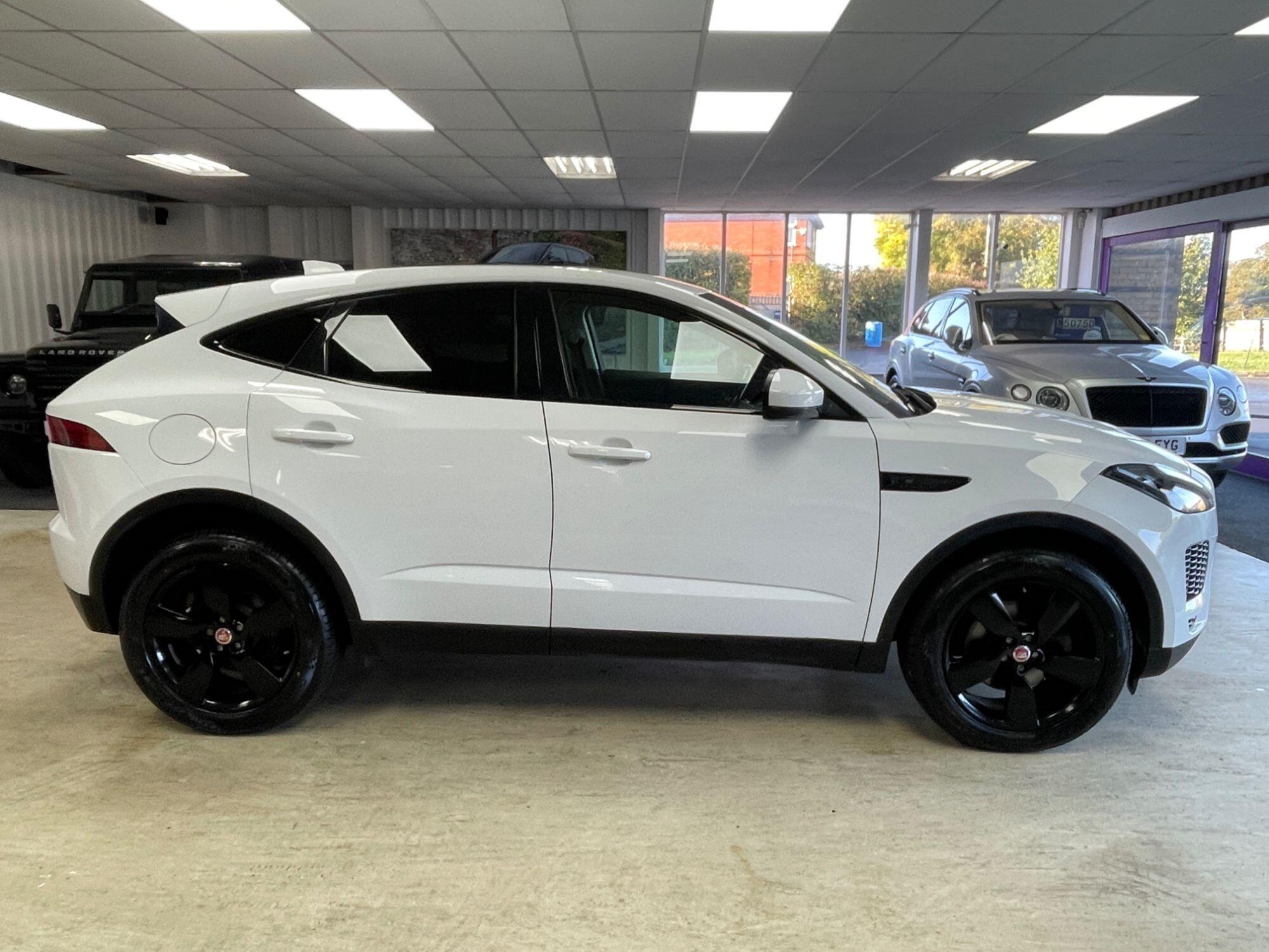 Jaguar E-Pace - Image 10