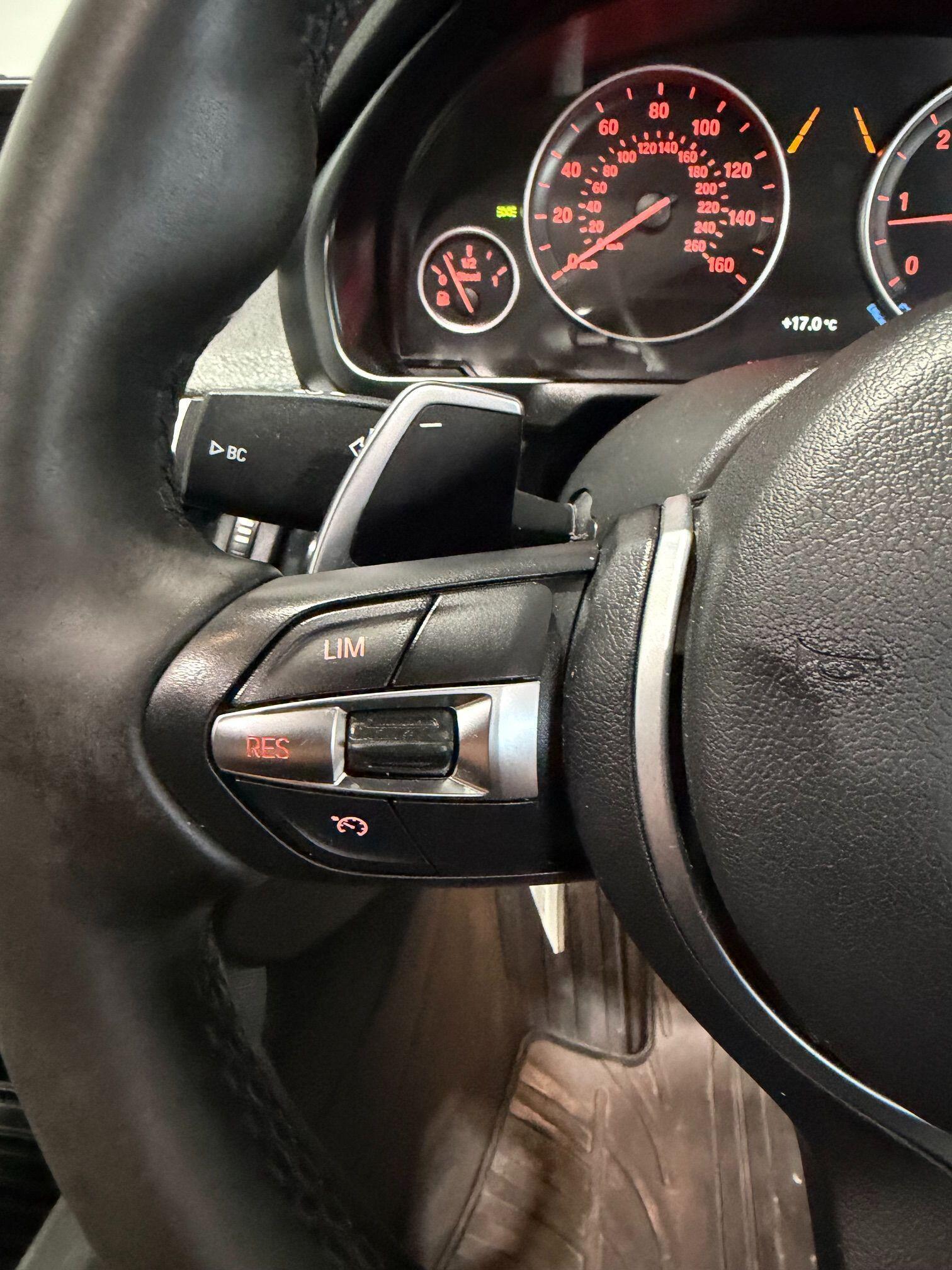 BMW X5 - Image 17