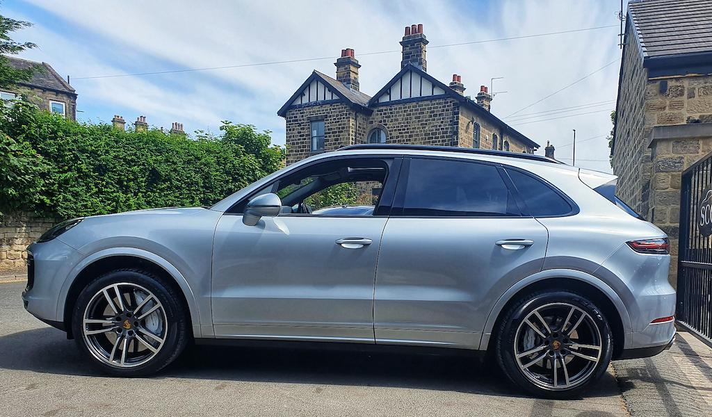 Porsche Cayenne - Image 8