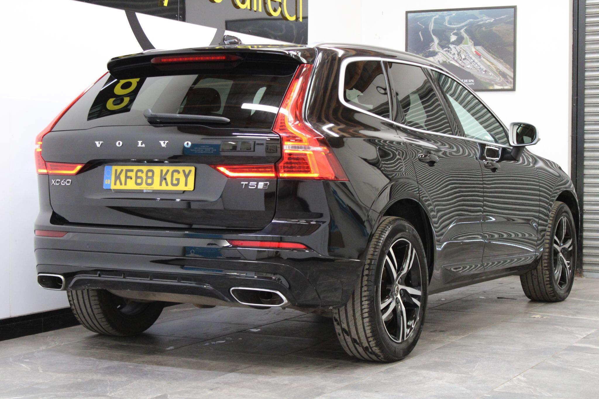 Volvo XC60 - Image 12