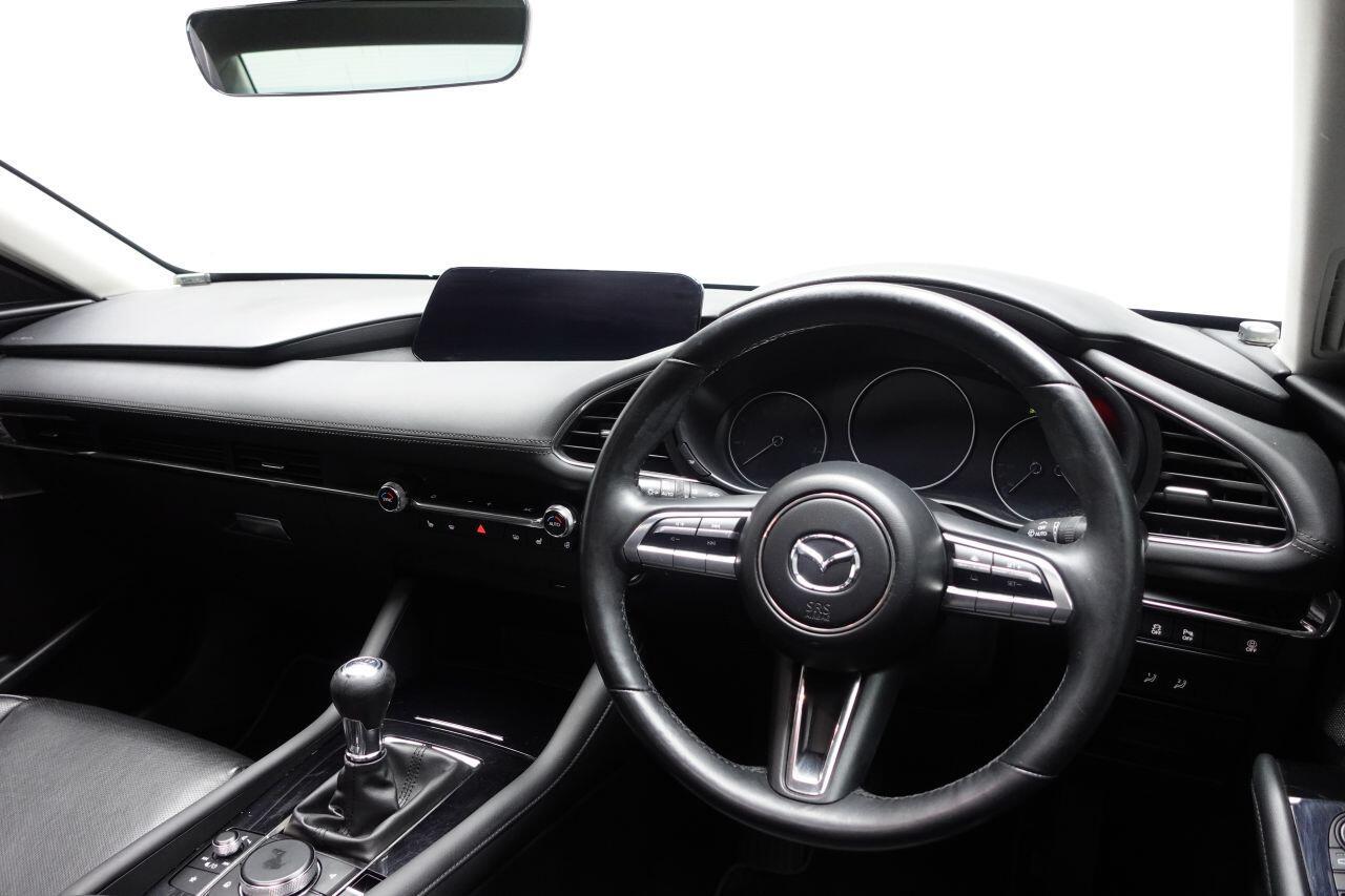 Mazda MAZDA3 - Image 14