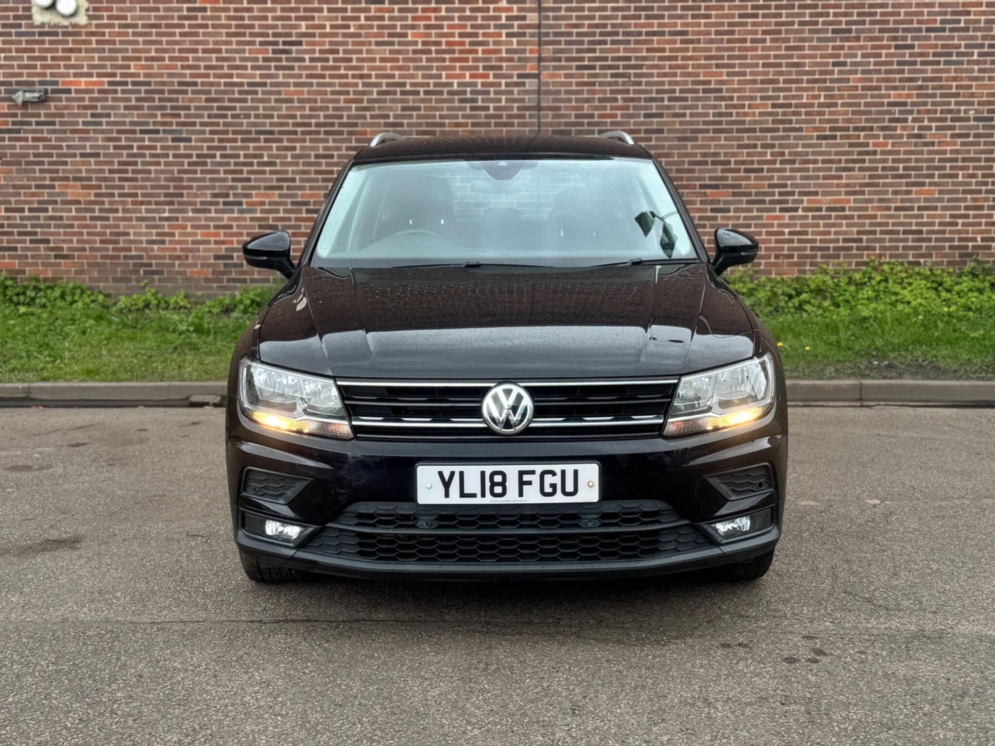 Volkswagen Tiguan - Image 8