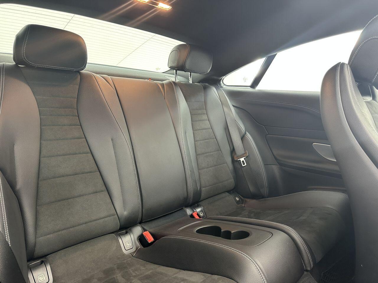 Mercedes-benz E-CLASS - Image 13