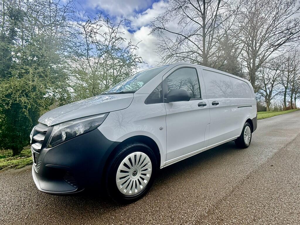 Mercedes Vito - Image 31