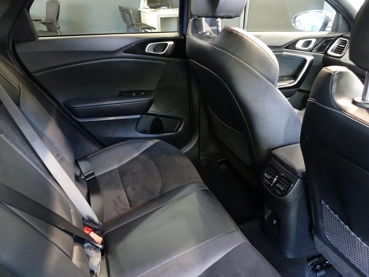 Kia ProCeed - Image 16
