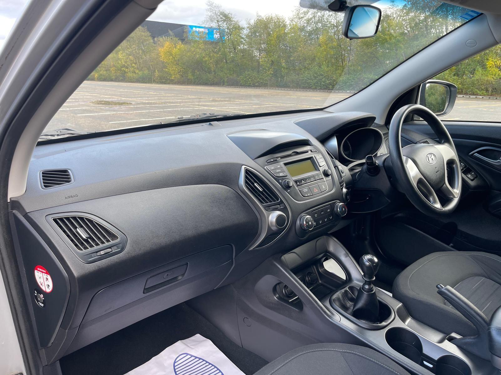 Hyundai ix35 - Image 19