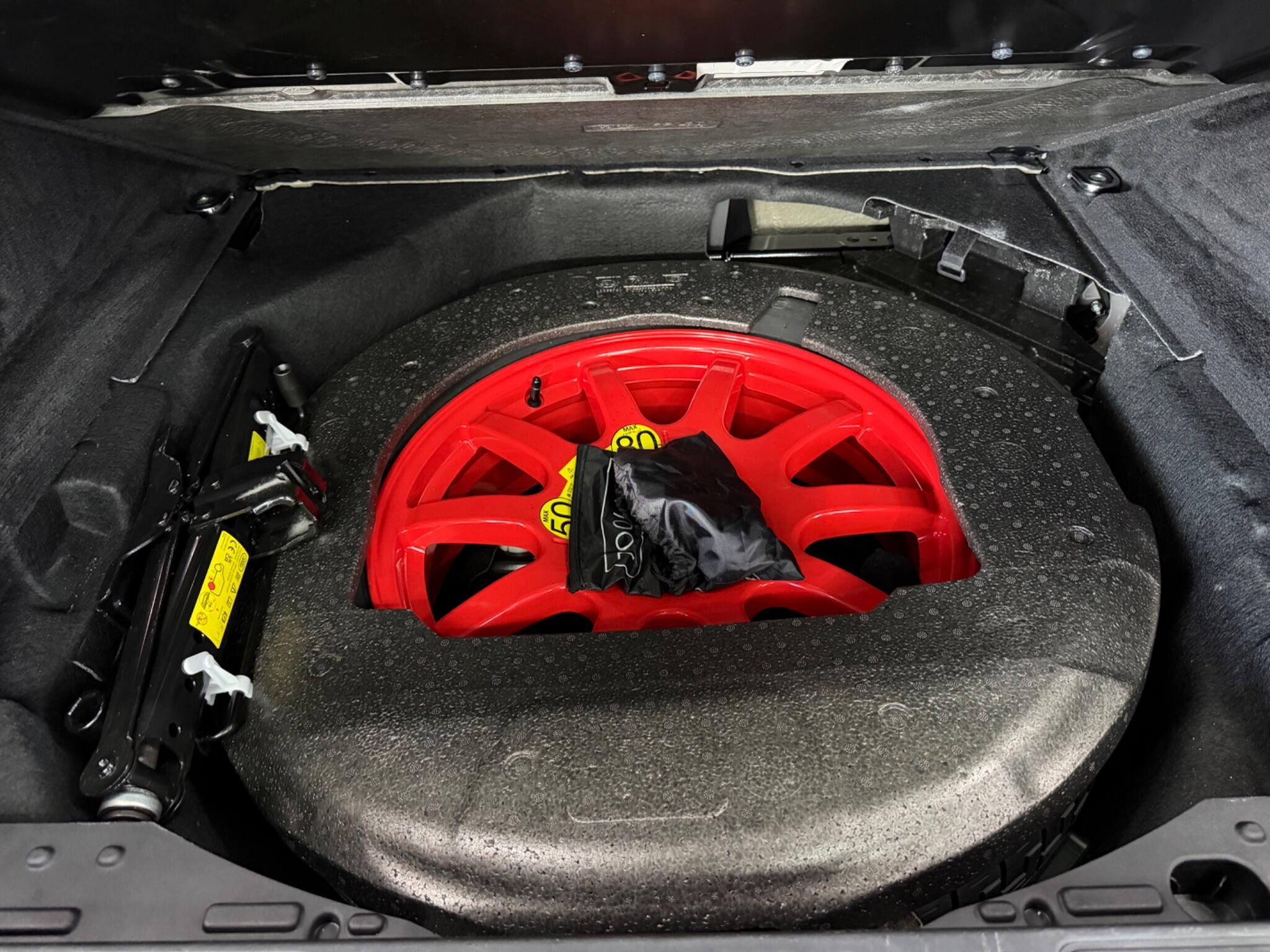 Land Rover RANGE ROVER SPORT - Image 19