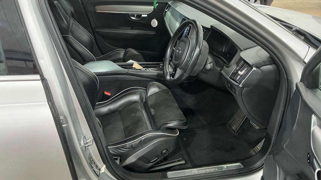 Volvo S90 - Image 3
