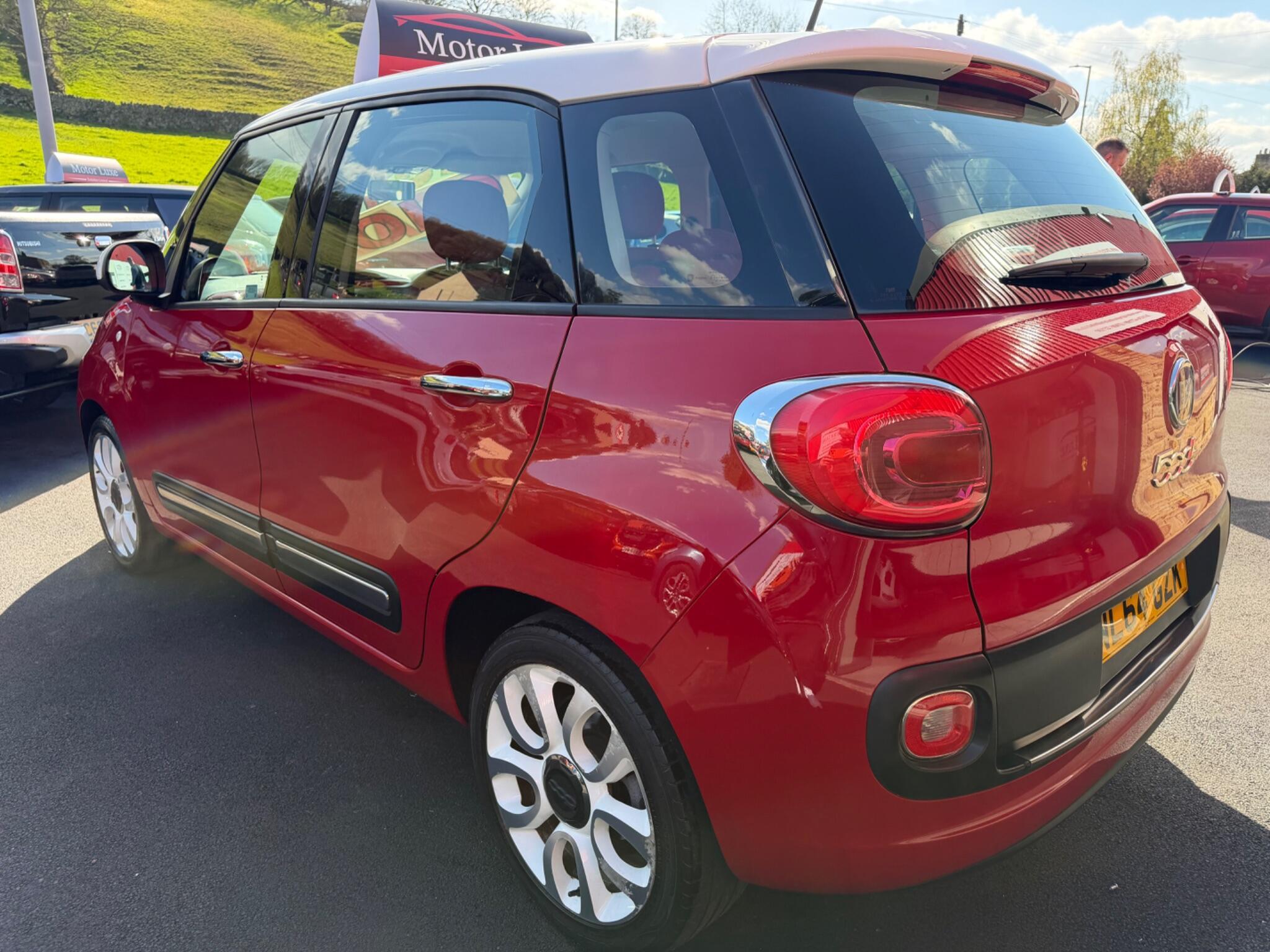 Fiat 500L - Image 14