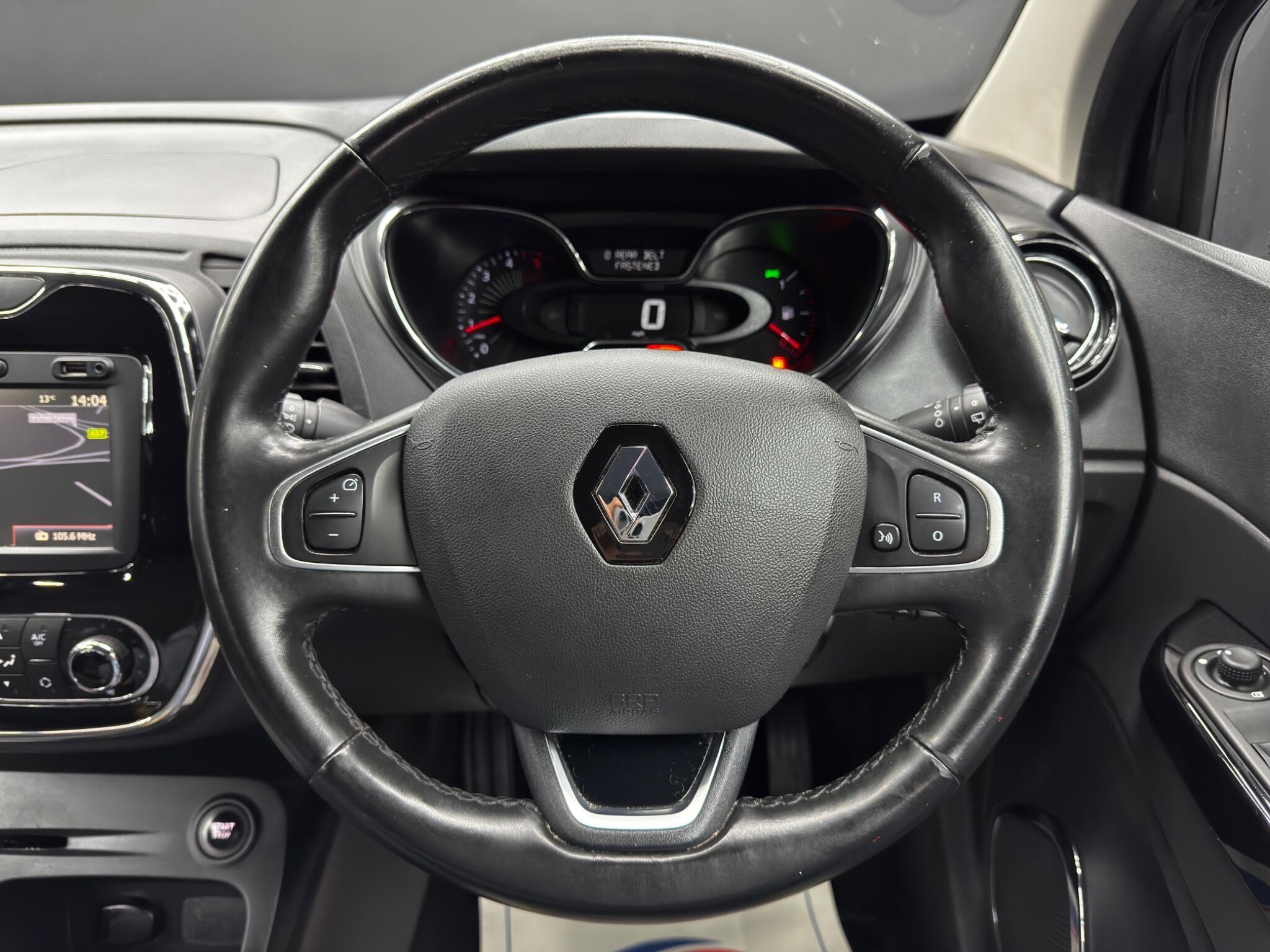 Renault Captur - Image 19