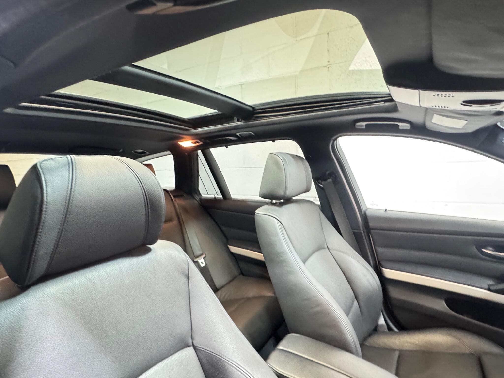 BMW 3 Series - Image 13