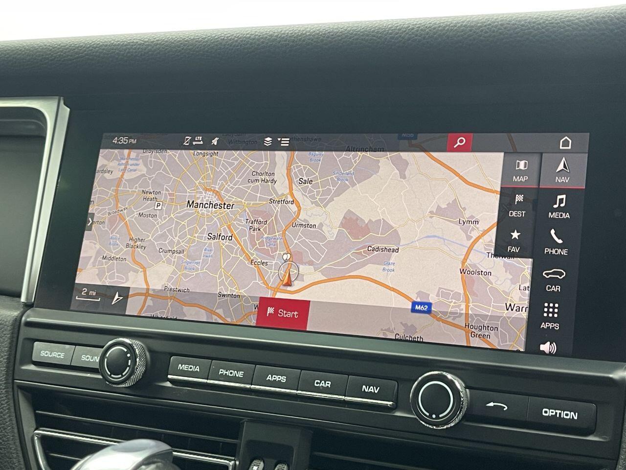 Porsche Macan - Image 8