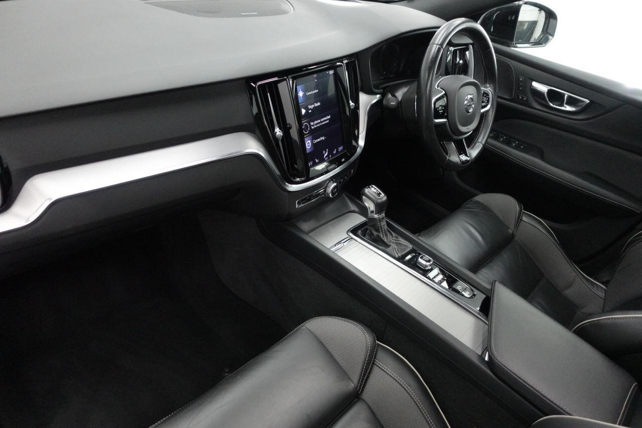 Volvo S60 - Image 18