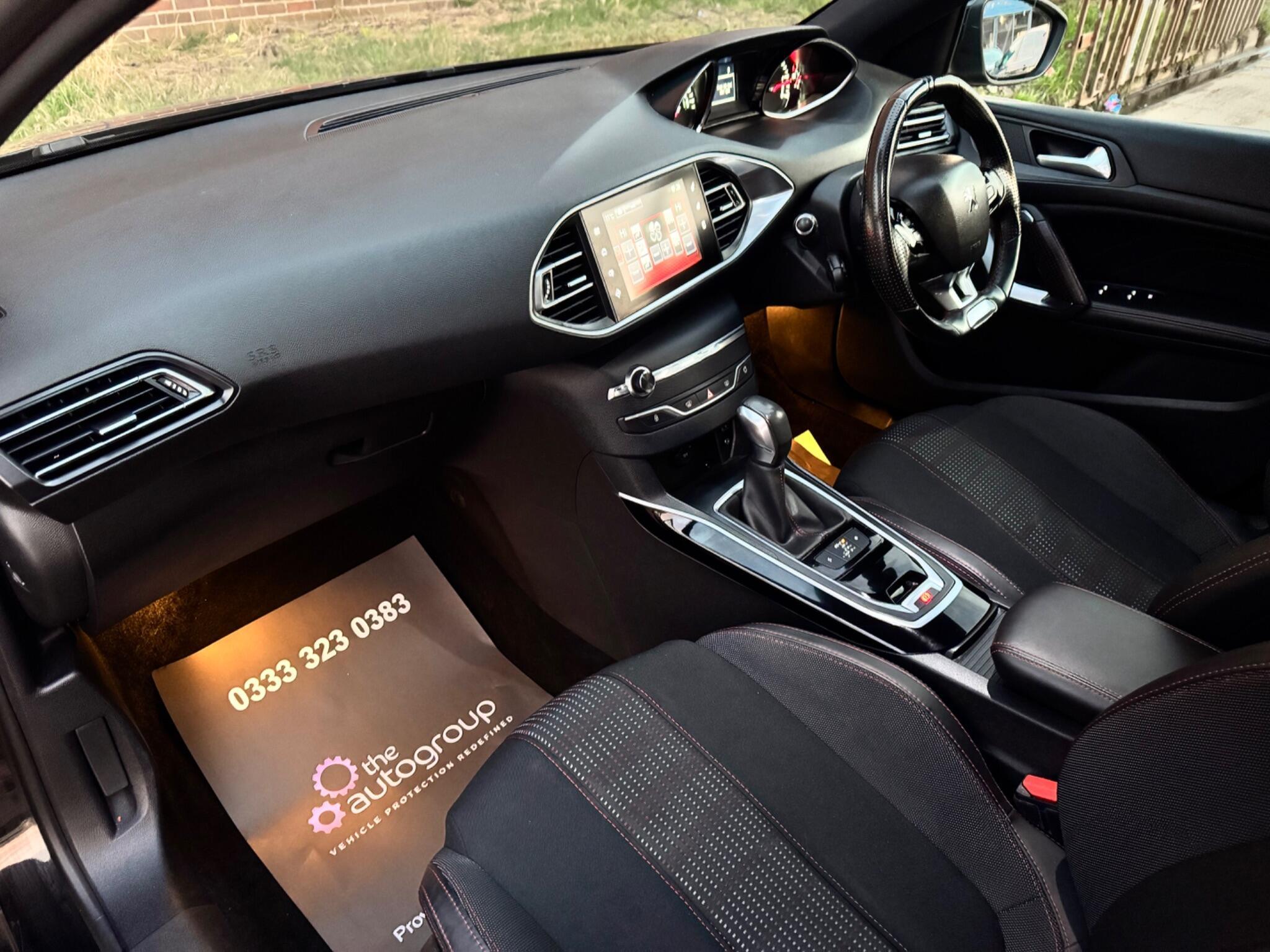 Peugeot 308 - Image 11