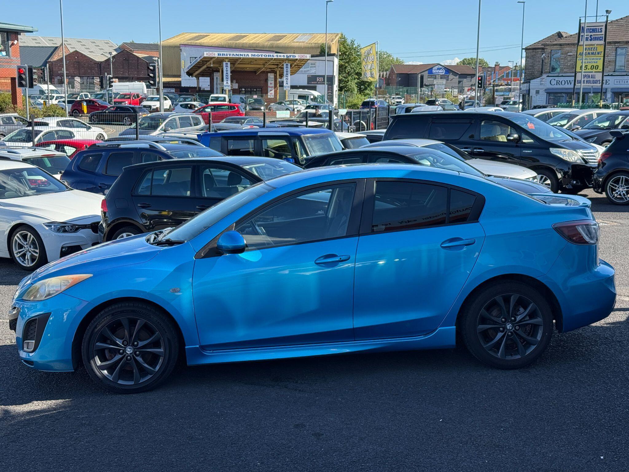 Mazda MAZDA3 - Image 14