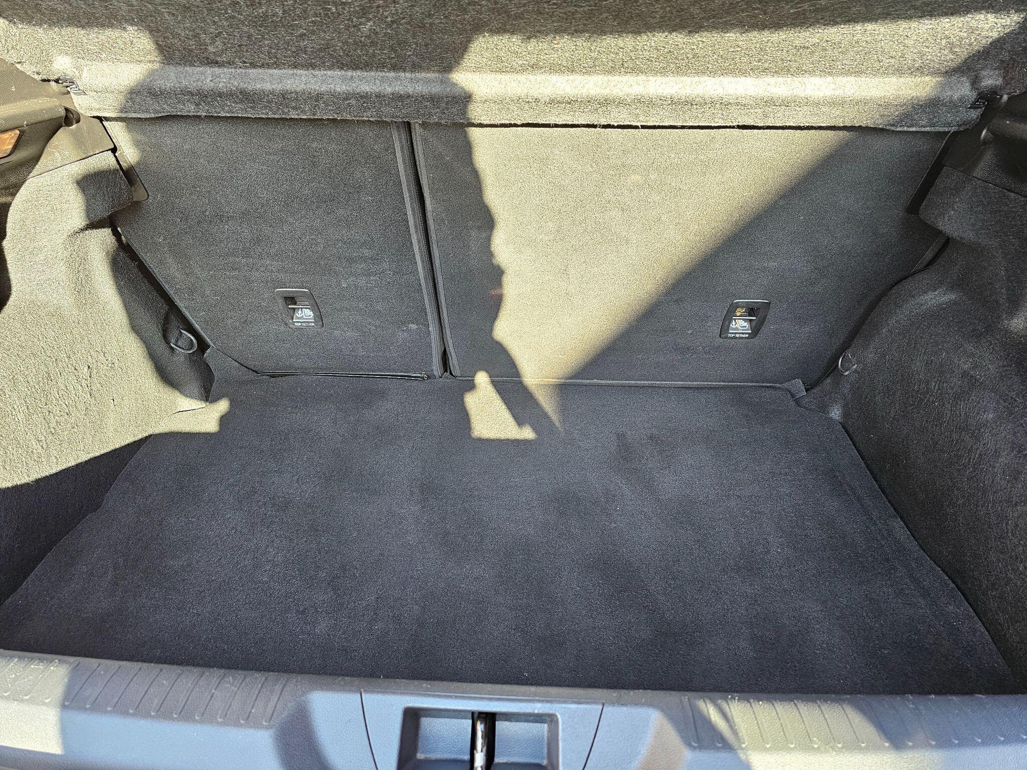 Renault Megane - Image 17