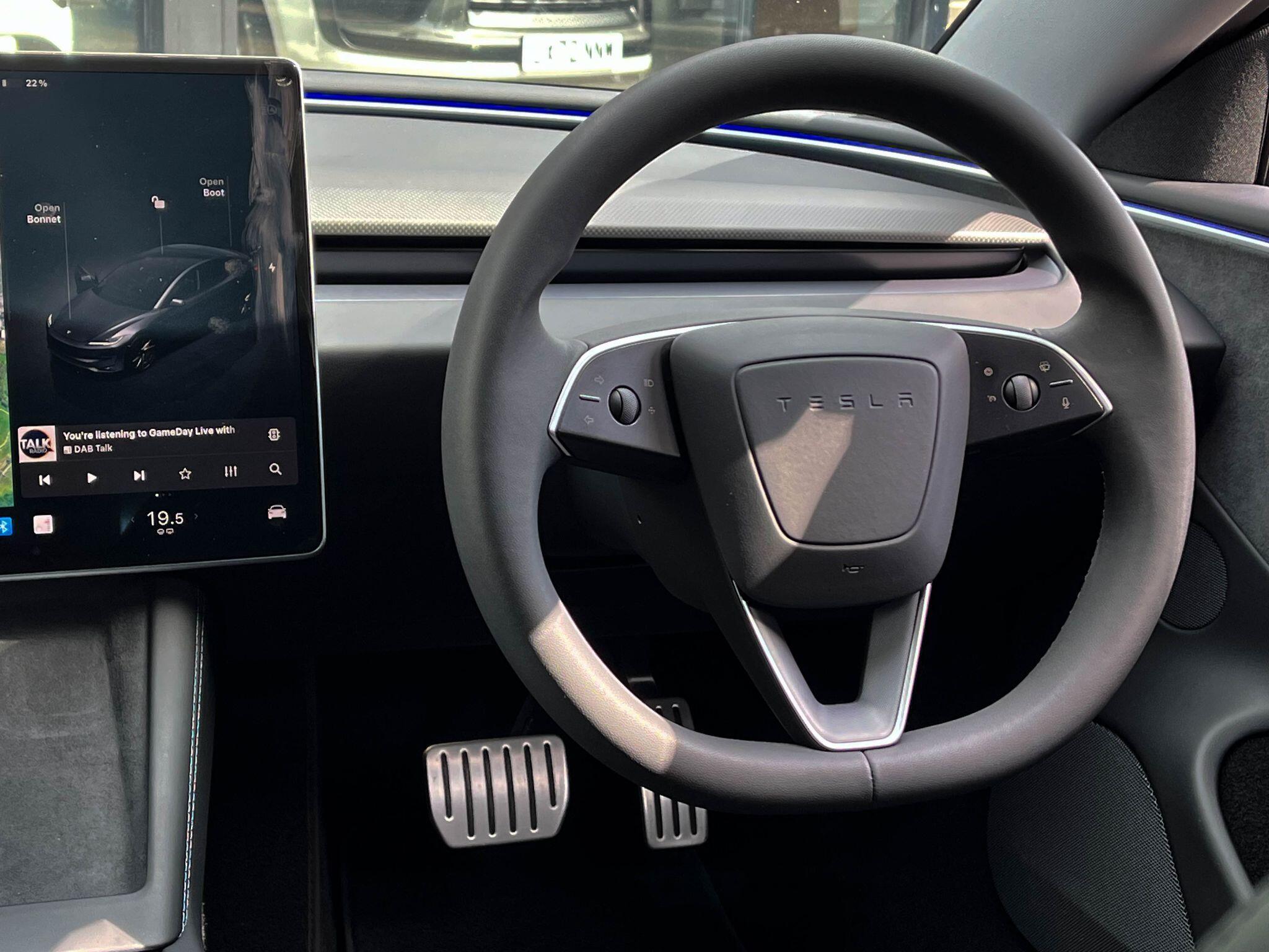Tesla Model 3 - Image 12