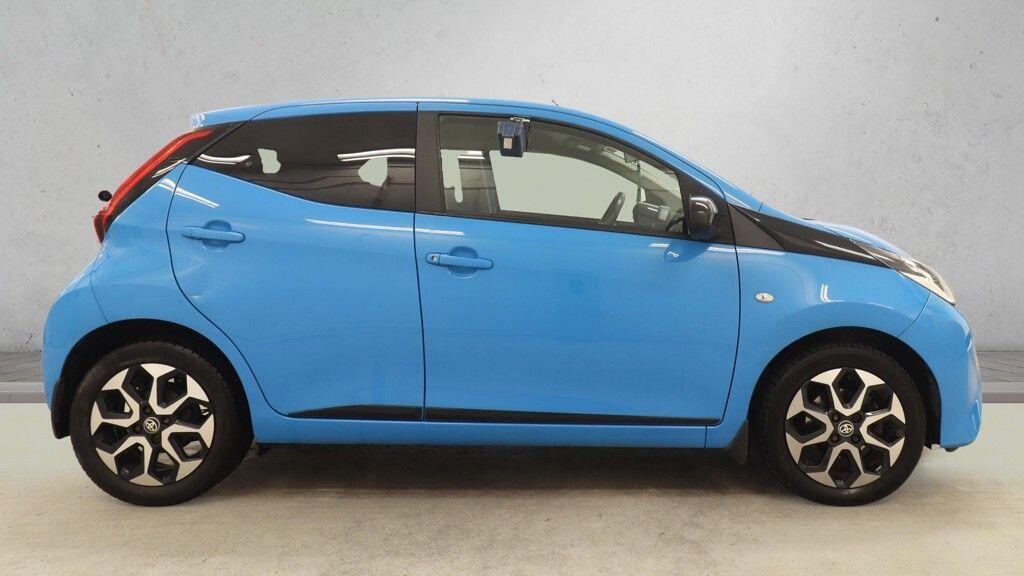 Toyota Aygo - Image 8