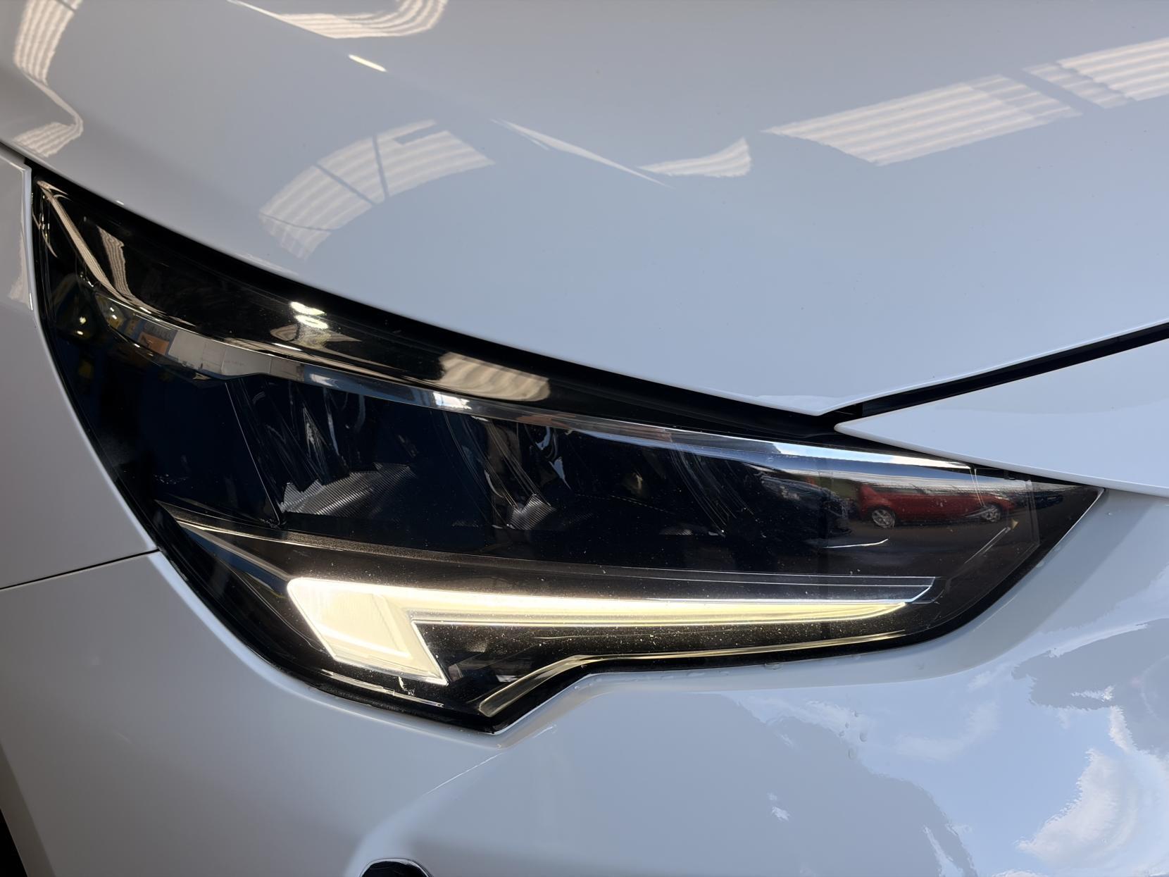 Vauxhall Corsa - Image 10