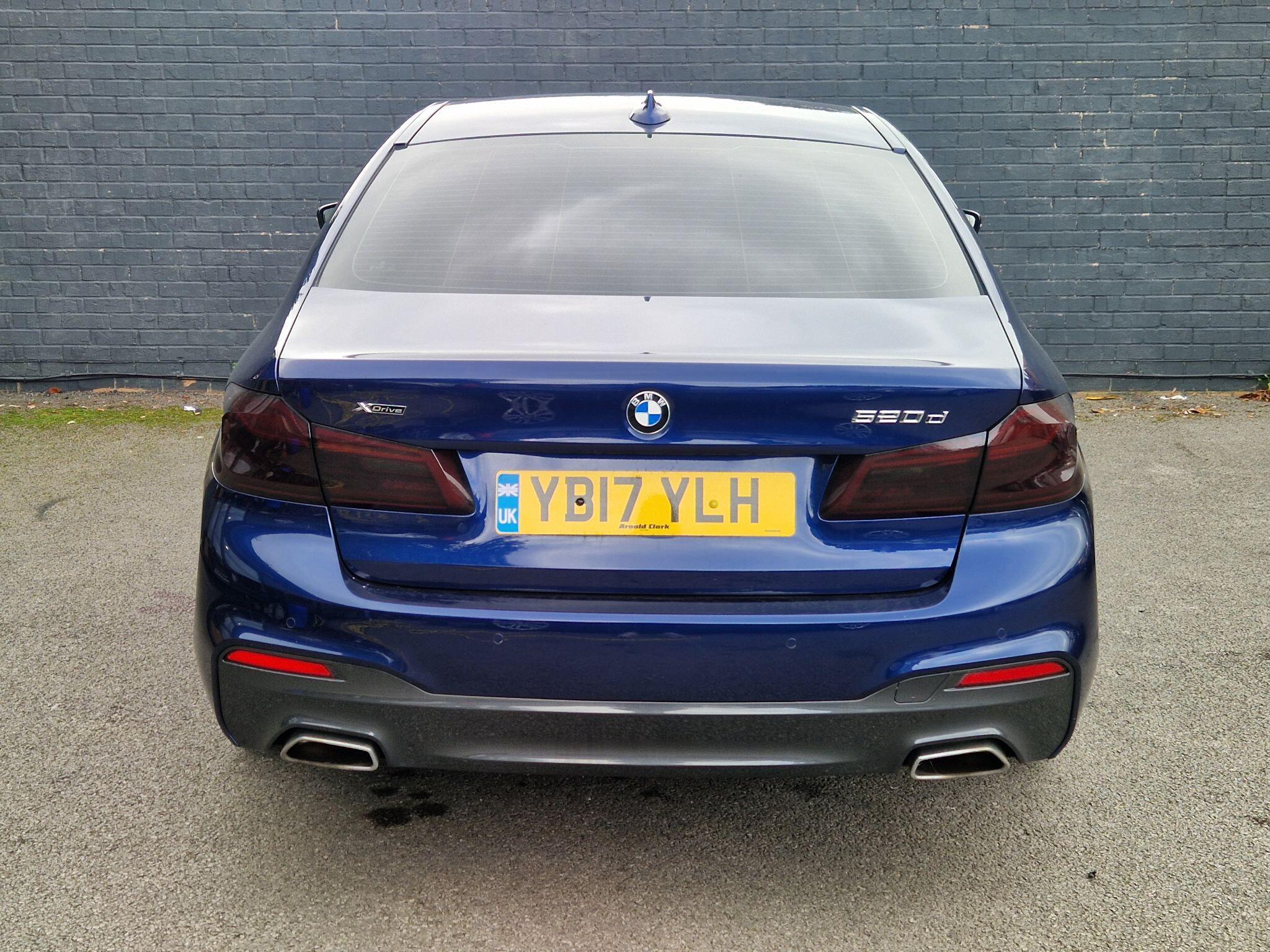 BMW 5 Series - Image 9