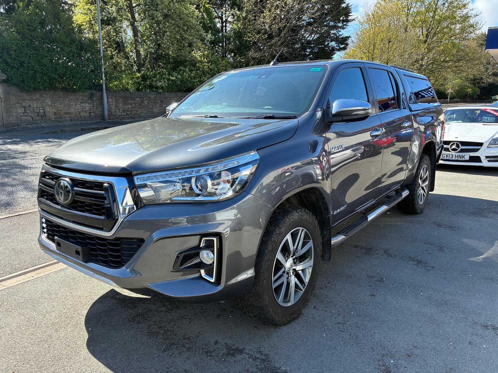 Toyota Hilux - Image 2