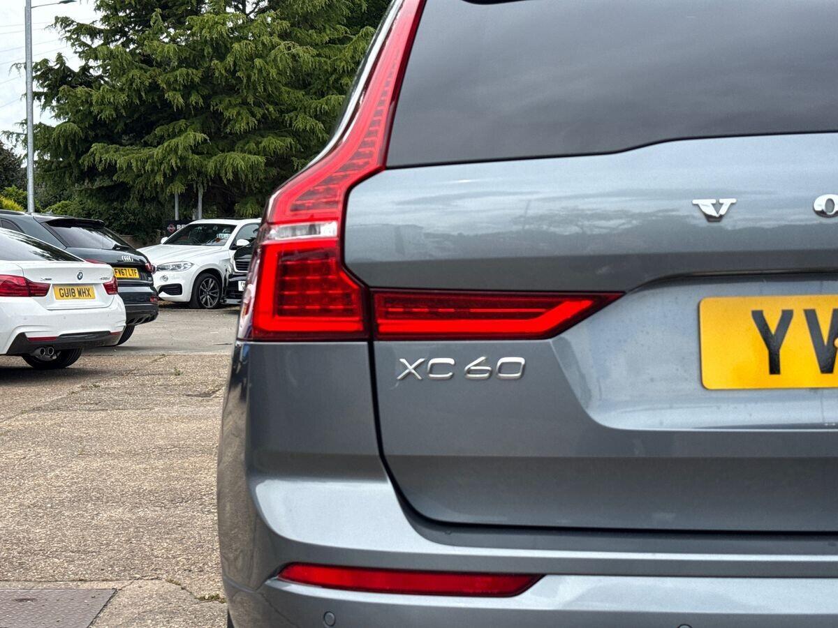 Volvo XC60 - Image 14