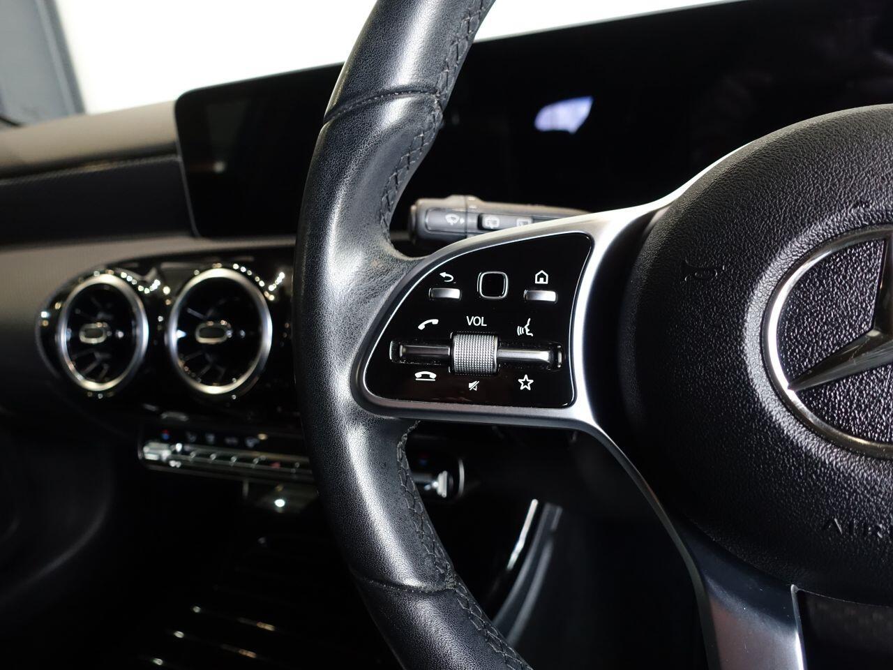 Mercedes-benz A-CLASS - Image 19