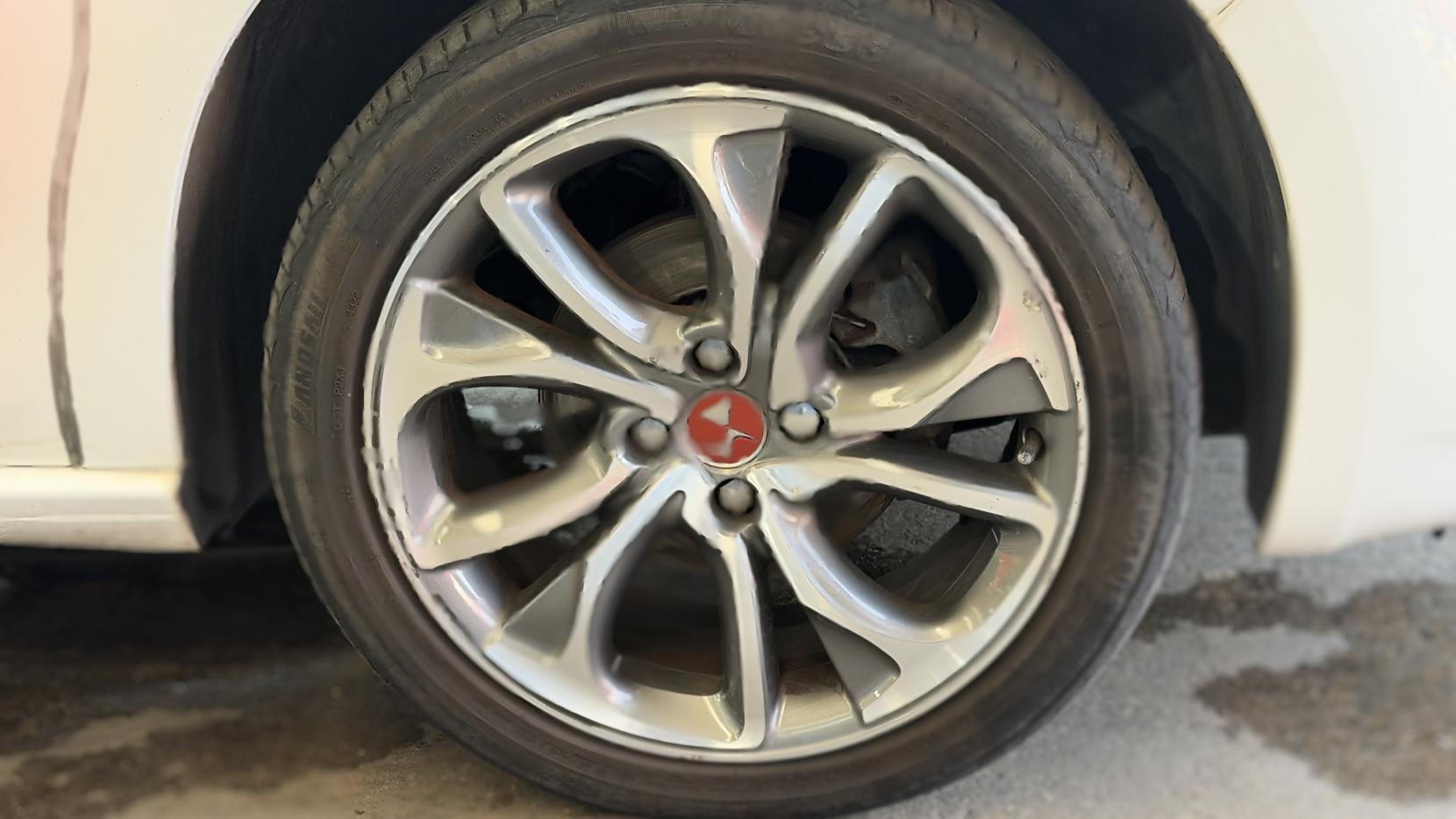 DS AUTOMOBILES DS 4 - Image 16