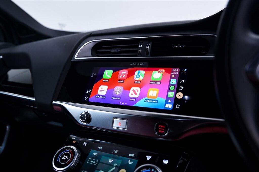 Jaguar I-Pace - Image 22