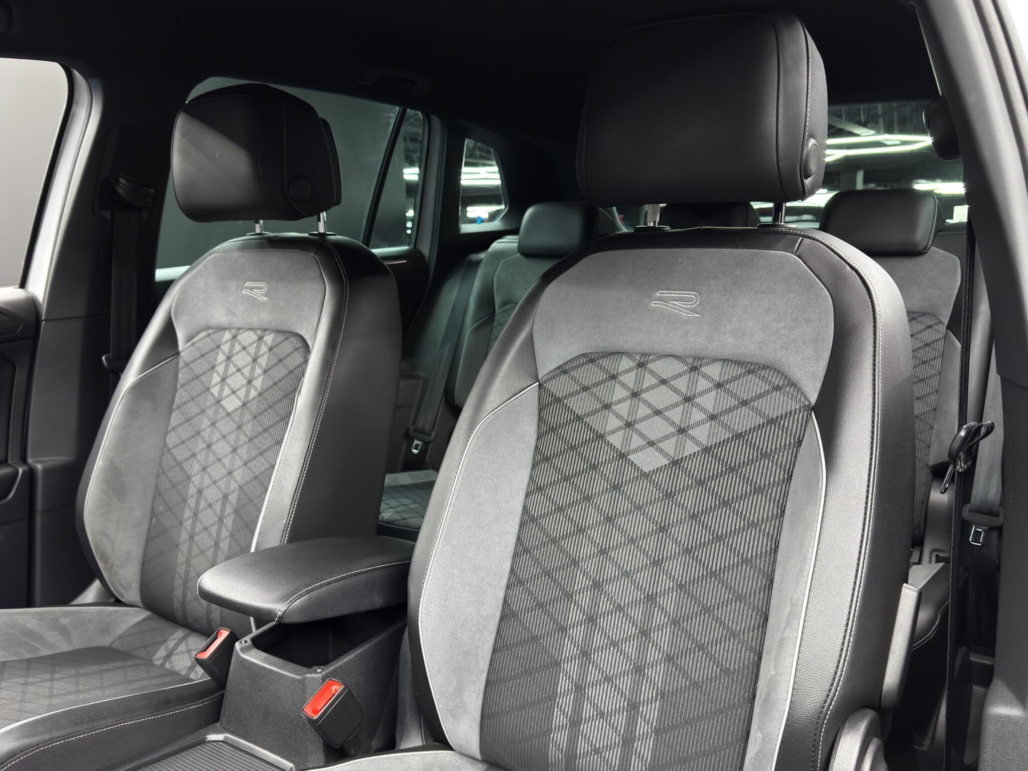 Volkswagen Tiguan - Image 14