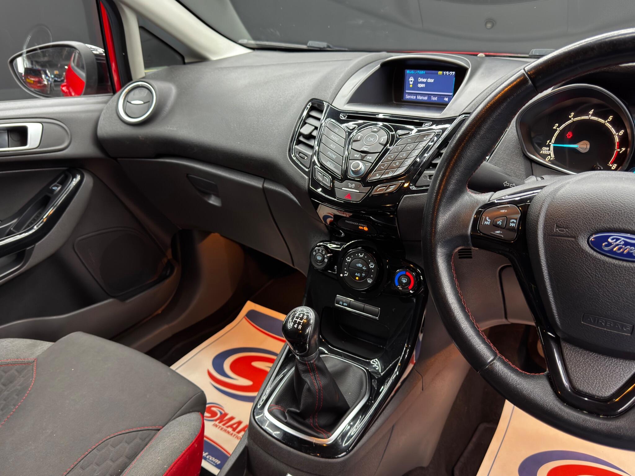 Ford Fiesta - Image 28