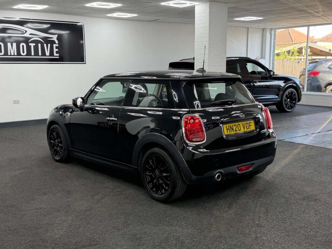 MINI Hatch - Image 6