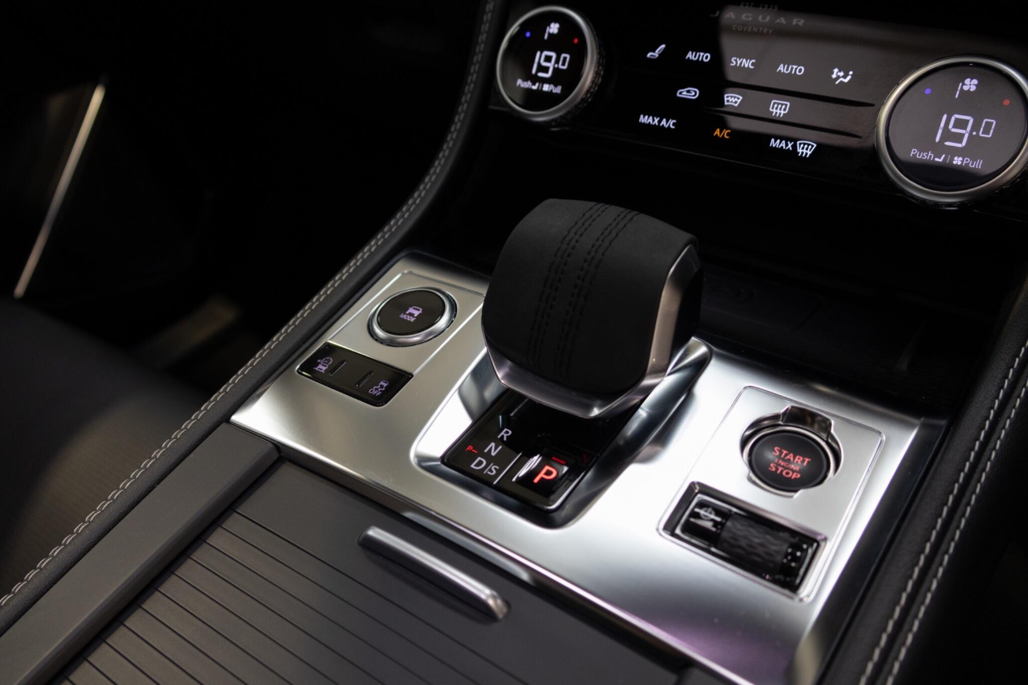 Jaguar F-Pace - Image 29