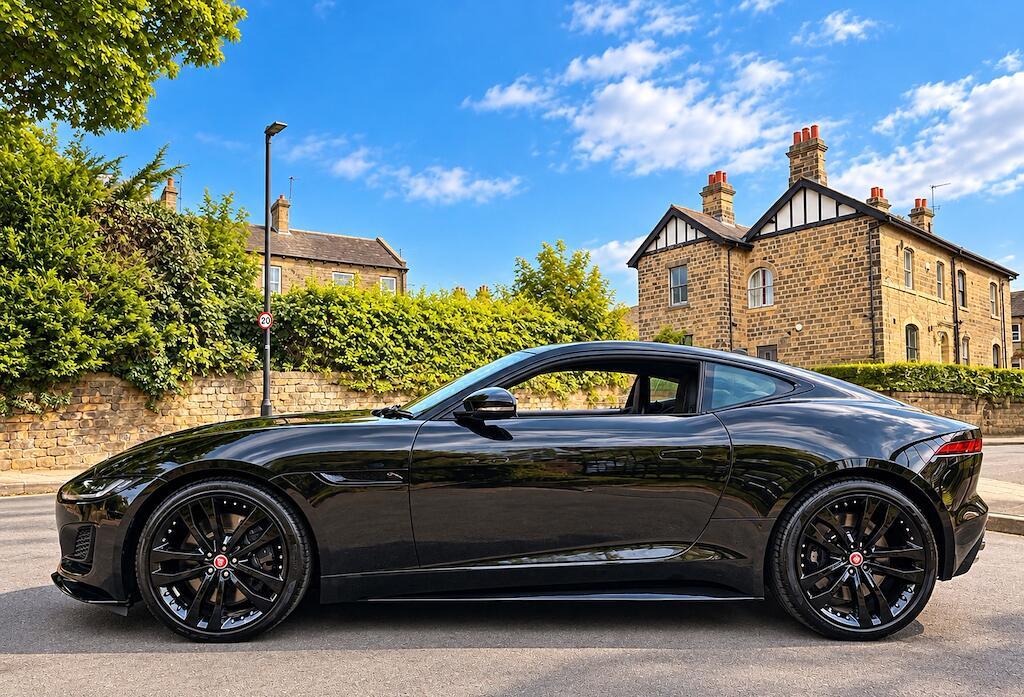 Jaguar F-Type - Image 4