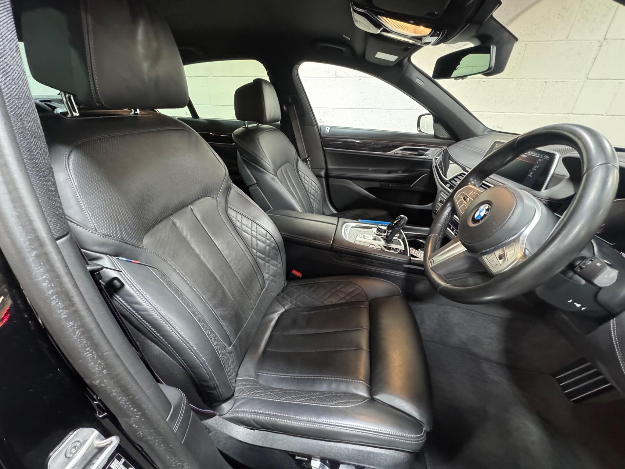 BMW 7 Series - Image 7