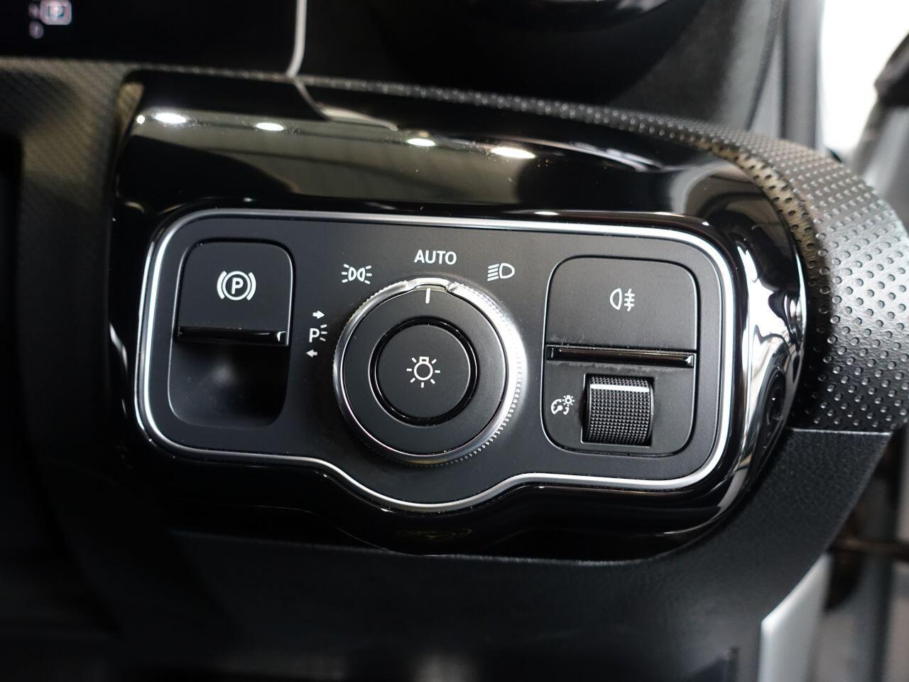 Mercedes-benz A-CLASS - Image 23