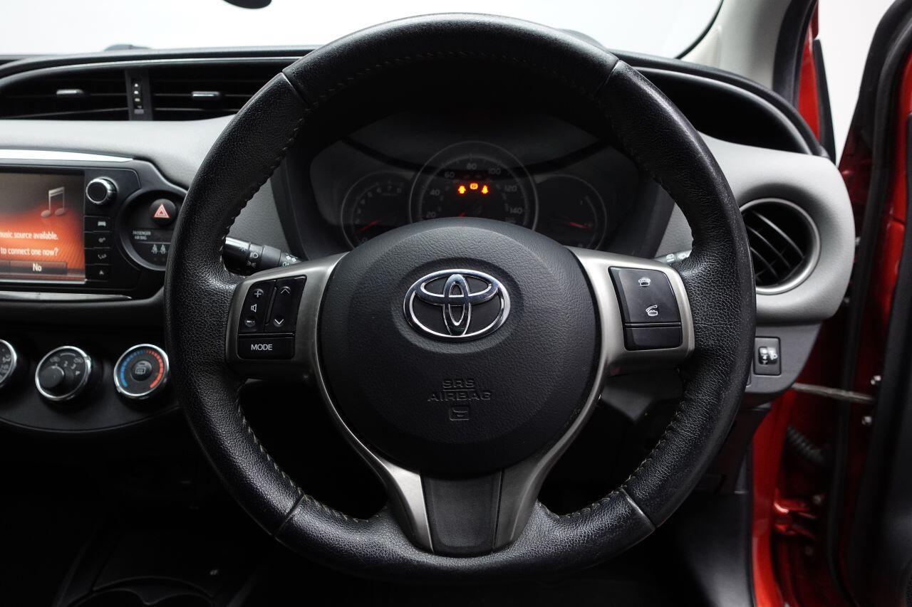 Toyota Yaris - Image 26