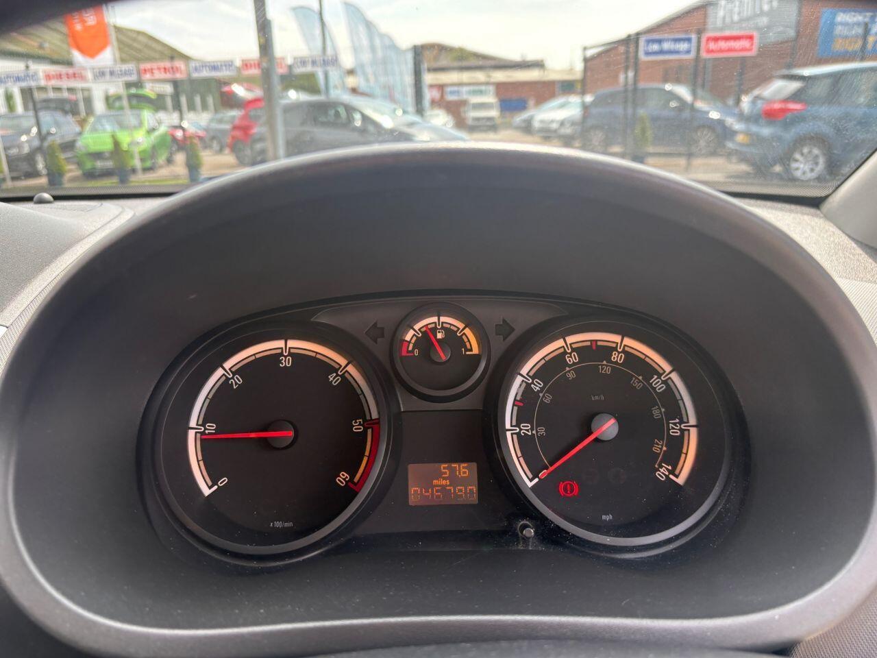 Vauxhall Corsa - Image 15