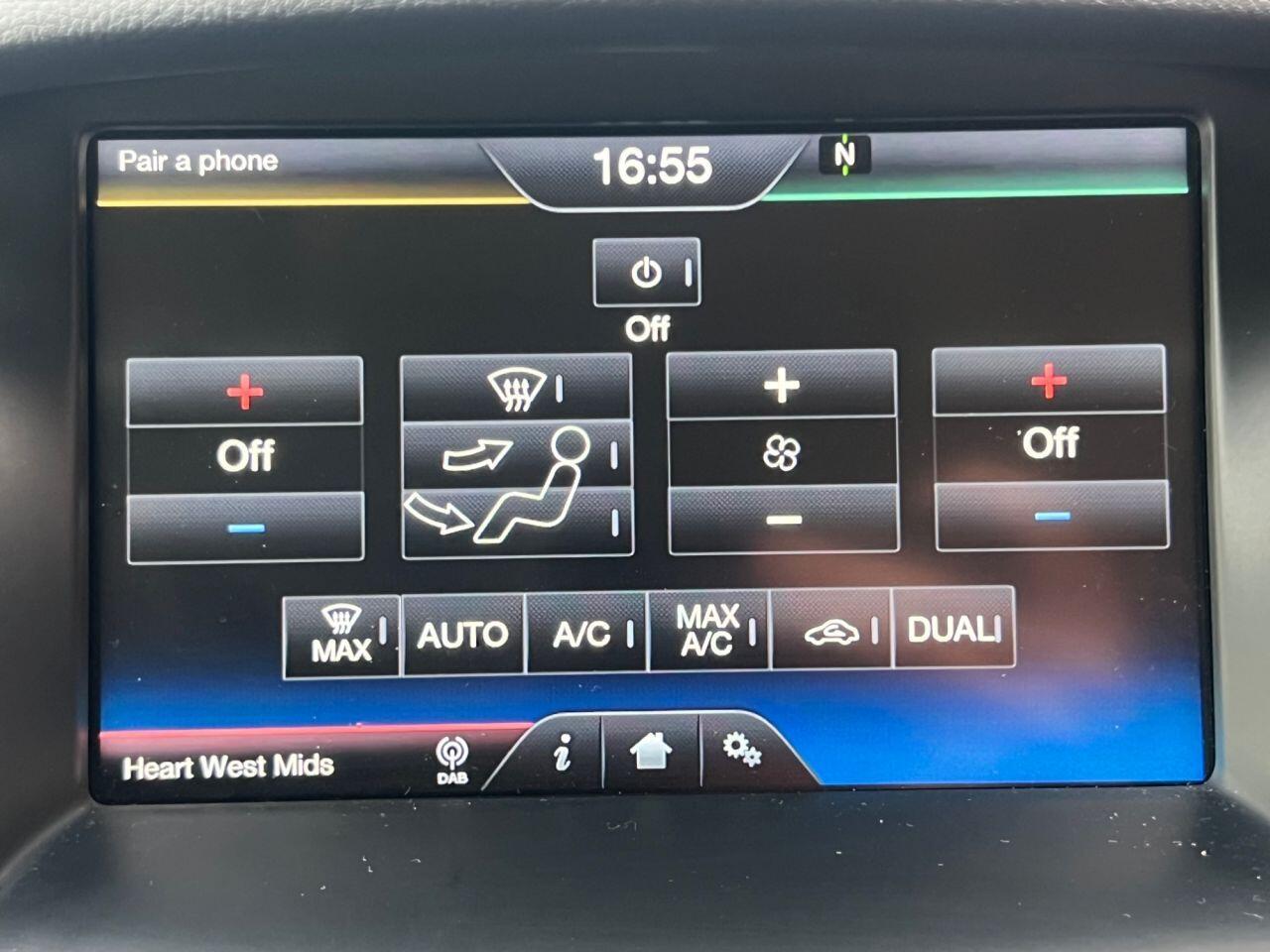 Ford Focus - Image 23