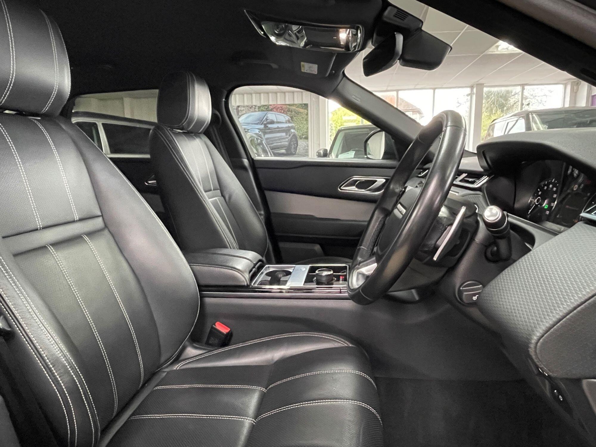 Land Rover Range Rover Velar - Image 26