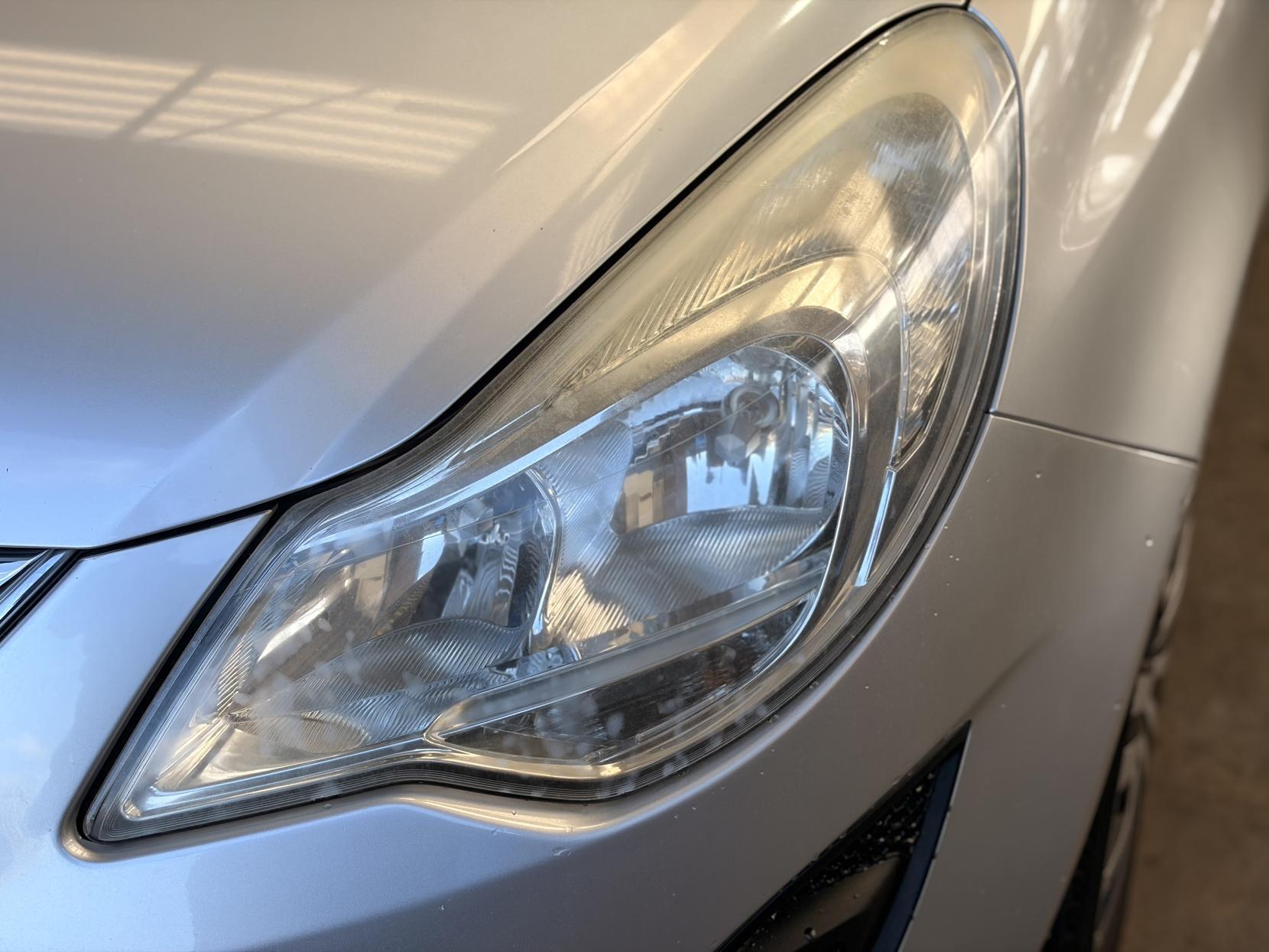 Vauxhall Corsa - Image 10