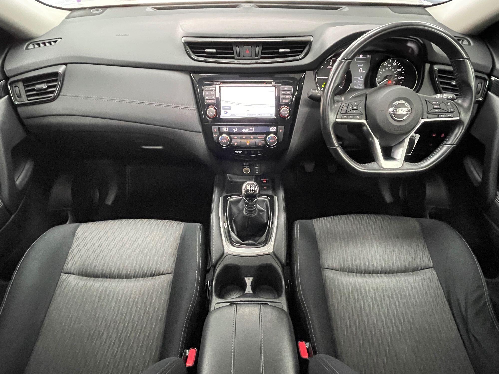 Nissan X-Trail - Image 2