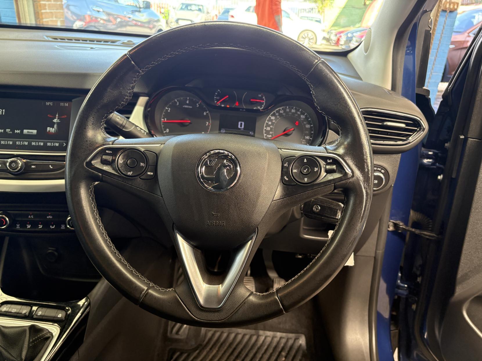 Vauxhall Crossland X - Image 11